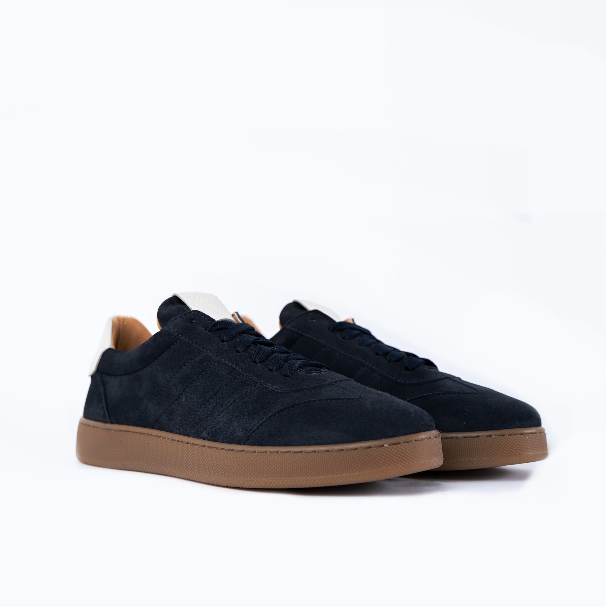 Fusion Sneakers niedrige Herrenschuhe aus weichem Wildleder